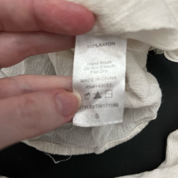 BoHo style Windsor crop top size small - Picture 9 of 12